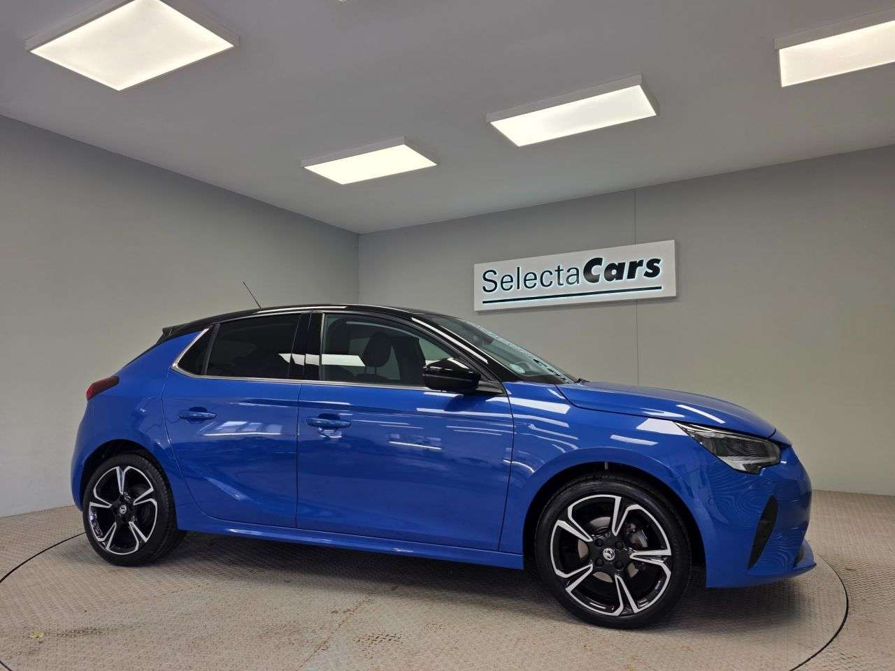 A 2021 VAUXHALL CORSA 1.2 Elite Edition Hatchback 5dr Petrol Manual Euro 6 (75 ps) A 2021 VAUXHALL CORSA 1.2 Elite Edition Hatchback 5dr Petrol Manual Euro 6 (75 ps)
