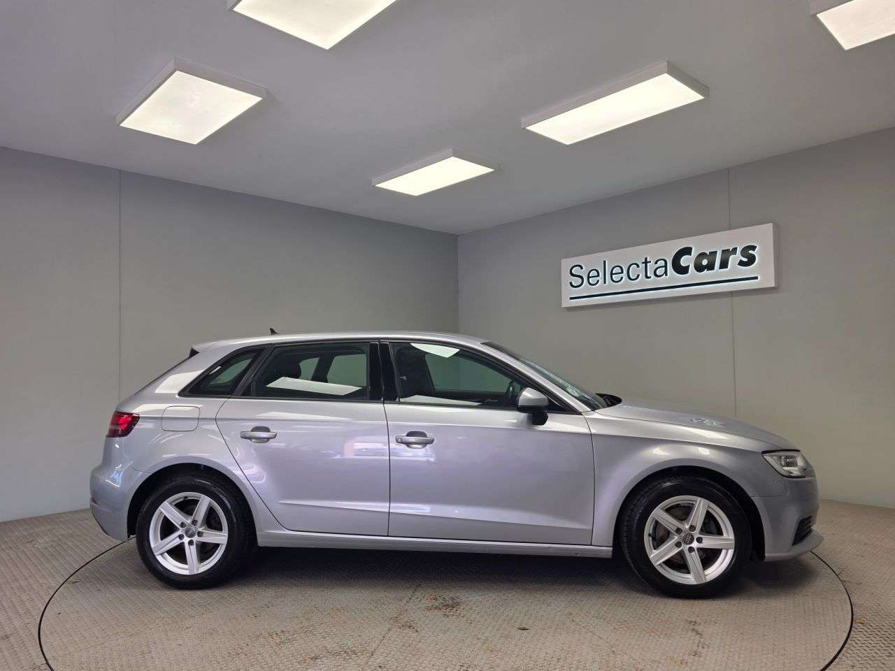 2018 AUDI A3 2018 AUDI A3