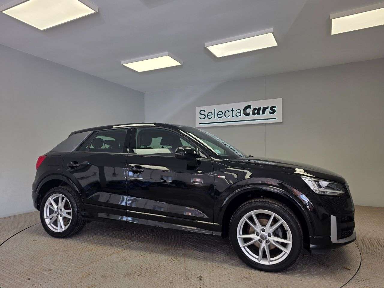 2020 AUDI Q2 2020 AUDI Q2