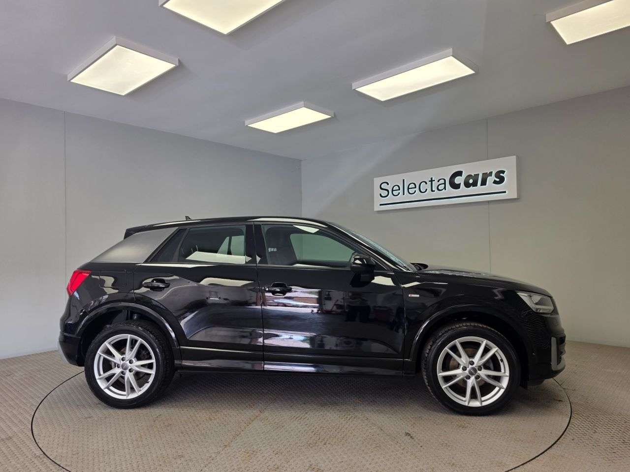 2020 AUDI Q2 2020 AUDI Q2
