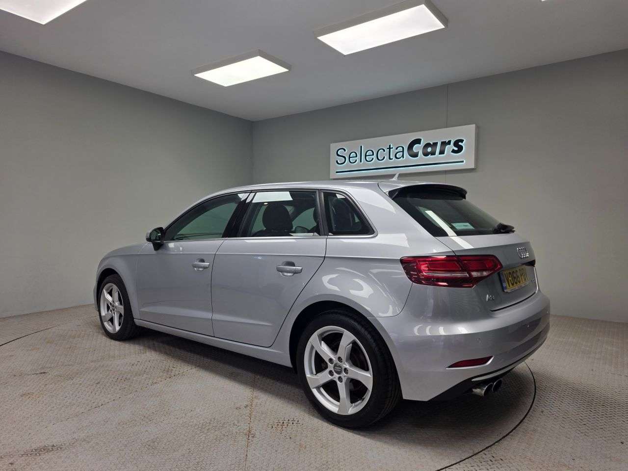2016 AUDI A3 2016 AUDI A3