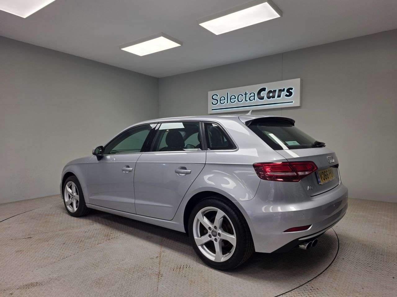 A 2016 AUDI A3 2.0 TFSI Sport Sportback 5dr Petrol S Tronic Euro 6 (s/s) (190 ps) A 2016 AUDI A3 2.0 TFSI Sport Sportback 5dr Petrol S Tronic Euro 6 (s/s) (190 ps)