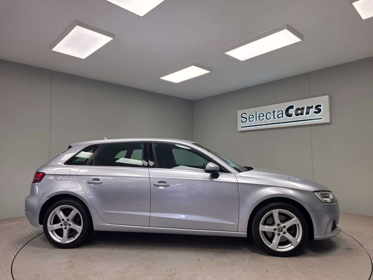 2016 AUDI A3 2016 AUDI A3