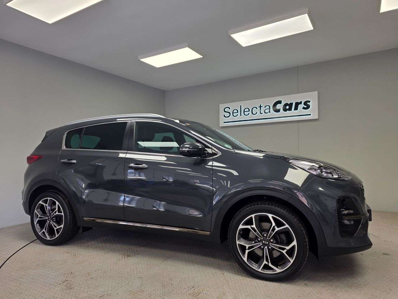 A 2020 KIA SPORTAGE 1.6 T-GDi GT-Line SUV 5dr Petrol Manual Euro 6 (s/s) (174 bhp) A 2020 KIA SPORTAGE 1.6 T-GDi GT-Line SUV 5dr Petrol Manual Euro 6 (s/s) (174 bhp)