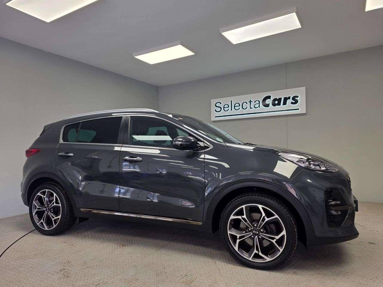 A 2020 KIA SPORTAGE 1.6 T-GDi GT-Line SUV 5dr Petrol Manual Euro 6 (s/s) (174 bhp) A 2020 KIA SPORTAGE 1.6 T-GDi GT-Line SUV 5dr Petrol Manual Euro 6 (s/s) (174 bhp)