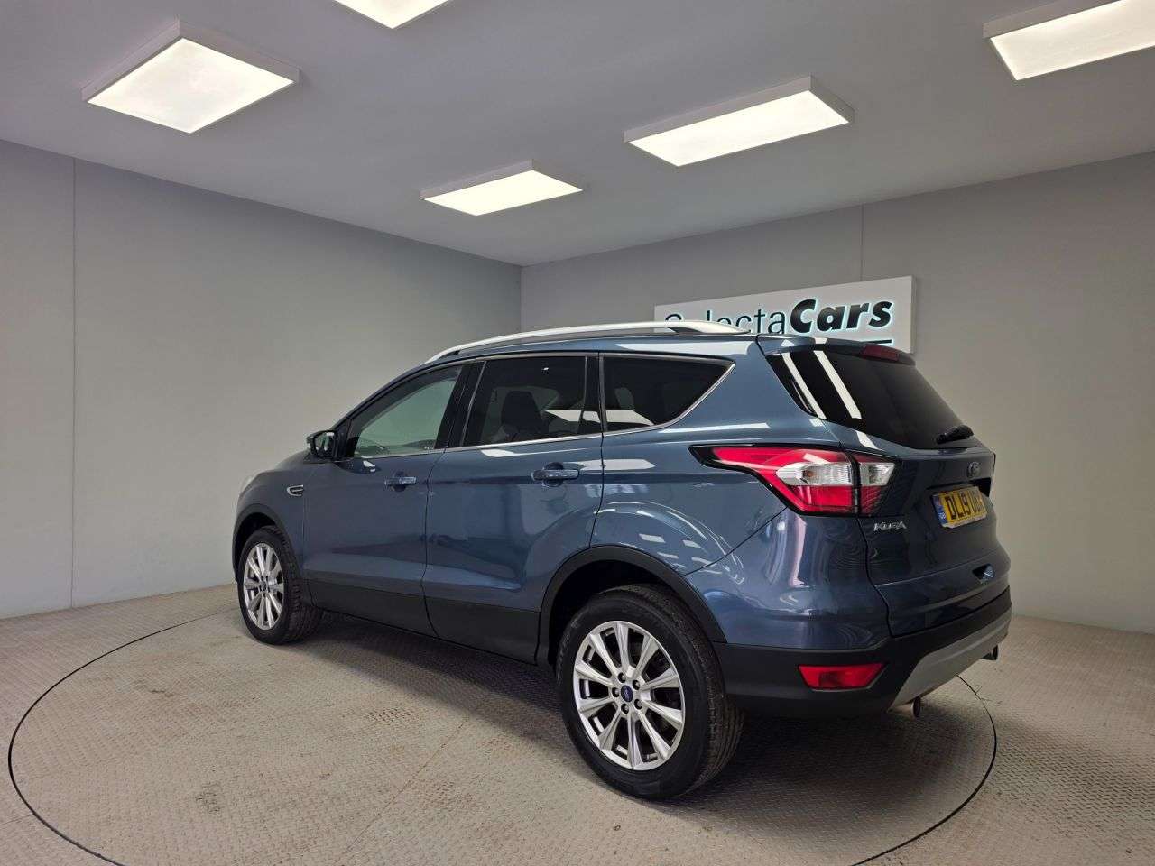 A 2019 FORD KUGA TITANIUM EDITION TDCI A 2019 FORD KUGA TITANIUM EDITION TDCI