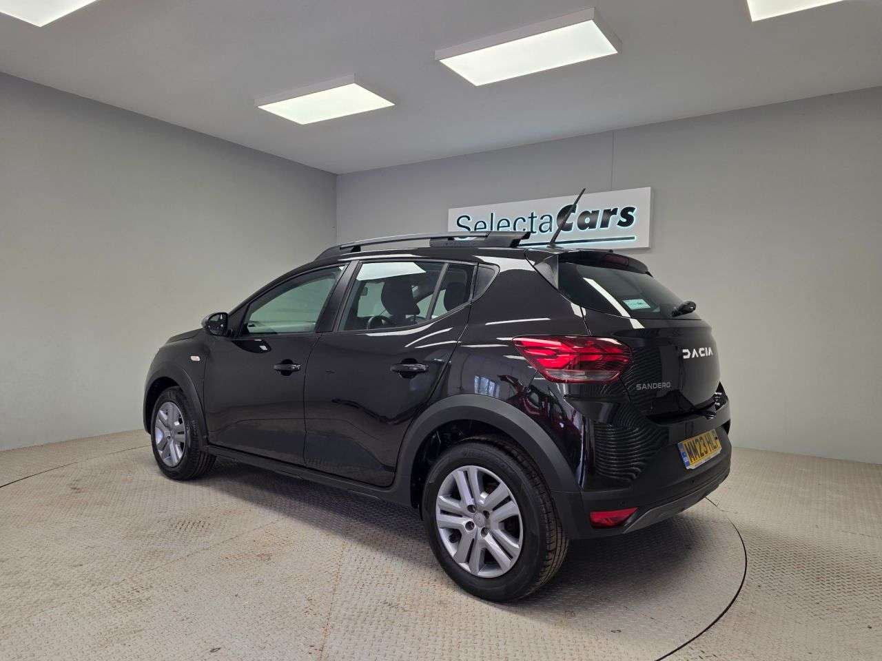 A 2023 DACIA SANDERO STEPWAY 1.0 TCe Expression Hatchback 5dr Petrol Manual Euro 6 (s/s) (90 ps) A 2023 DACIA SANDERO STEPWAY 1.0 TCe Expression Hatchback 5dr Petrol Manual Euro 6 (s/s) (90 ps)