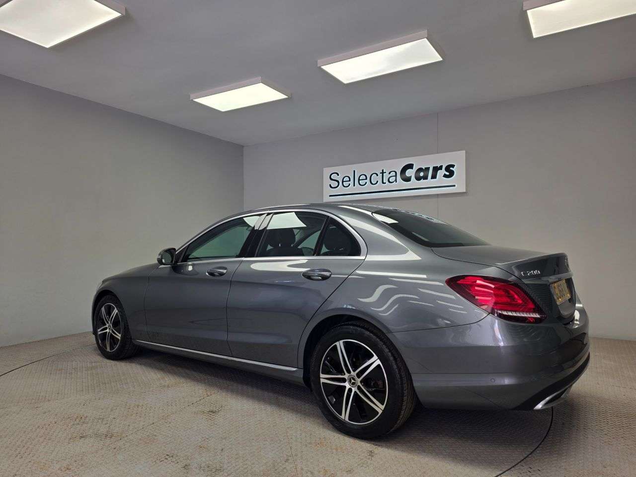 A 2018 MERCEDES-BENZ C CLASS 1.5 C200 MHEV EQ Boost Sport (Premium) Saloon 4dr Petrol G-Tronic+ Euro 6 ( A 2018 MERCEDES-BENZ C CLASS 1.5 C200 MHEV EQ Boost Sport (Premium) Saloon 4dr Petrol G-Tronic+ Euro 6 (