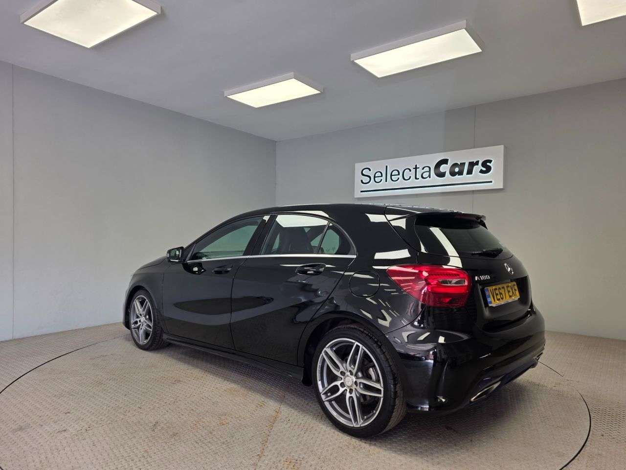 A 2017 MERCEDES-BENZ A CLASS 1.6 A180 AMG Line Hatchback 5dr Petrol Manual Euro 6 (s/s) (122 ps) A 2017 MERCEDES-BENZ A CLASS 1.6 A180 AMG Line Hatchback 5dr Petrol Manual Euro 6 (s/s) (122 ps)