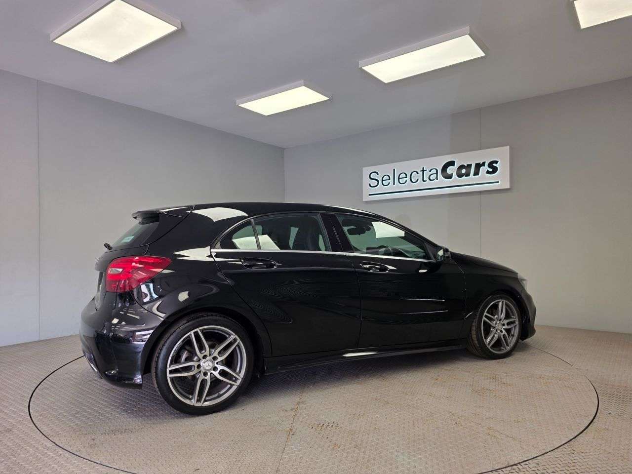 2017 MERCEDES-BENZ A CLASS 2017 MERCEDES-BENZ A CLASS