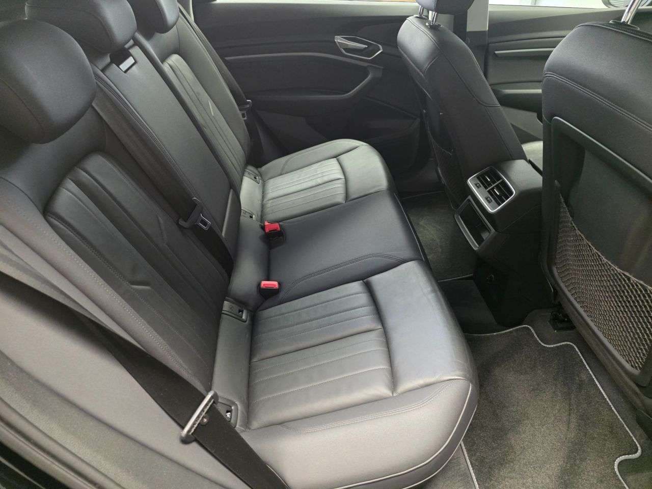 2020 AUDI E-TRON 2020 AUDI E-TRON