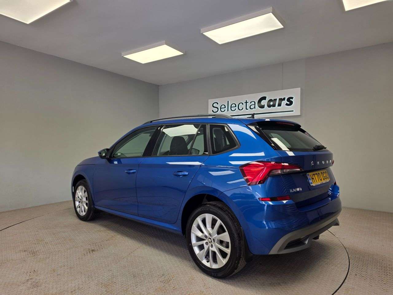 A 2021 SKODA KAMIQ 1.0 TSI SE SUV 5dr Petrol Manual Euro 6 (s/s) (110 ps) A 2021 SKODA KAMIQ 1.0 TSI SE SUV 5dr Petrol Manual Euro 6 (s/s) (110 ps)