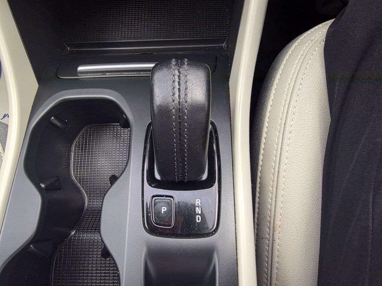 2019 VOLVO XC40 2019 VOLVO XC40