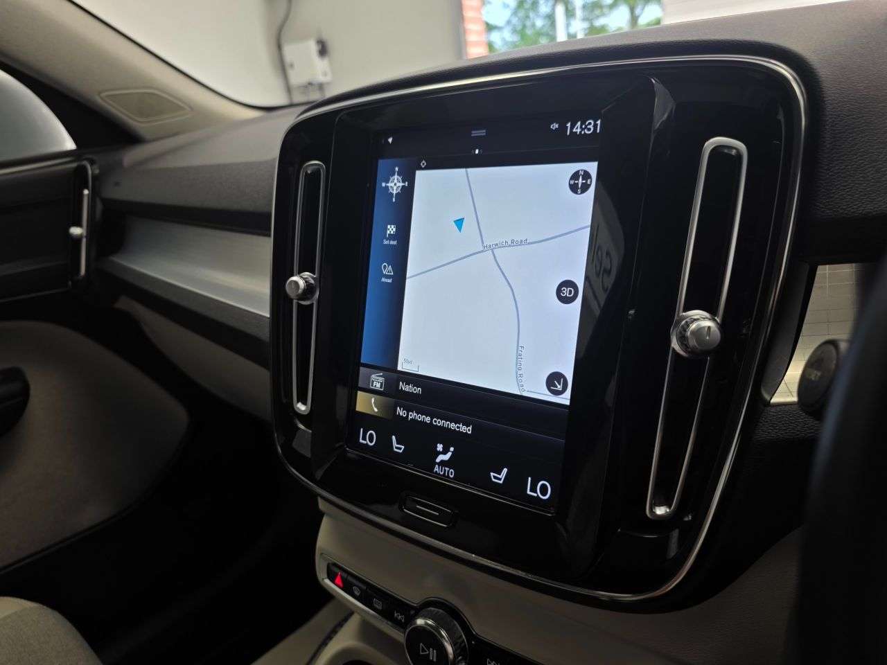 2019 VOLVO XC40 2019 VOLVO XC40