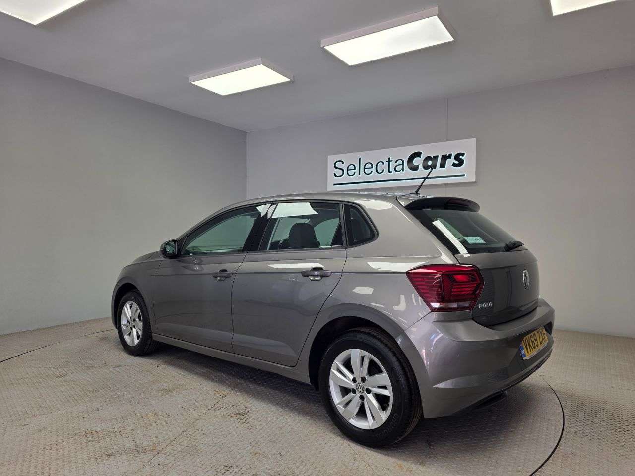 2019 VOLKSWAGEN POLO 2019 VOLKSWAGEN POLO