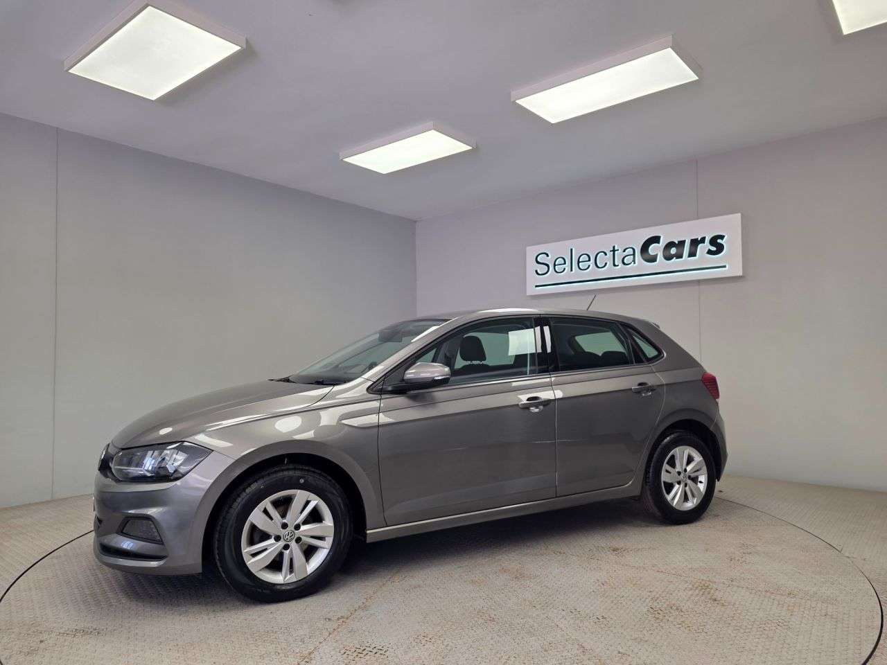 2019 VOLKSWAGEN POLO 2019 VOLKSWAGEN POLO