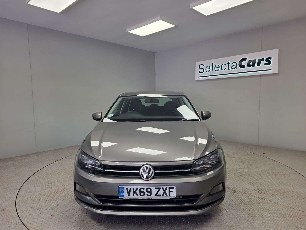 2019 VOLKSWAGEN POLO 2019 VOLKSWAGEN POLO