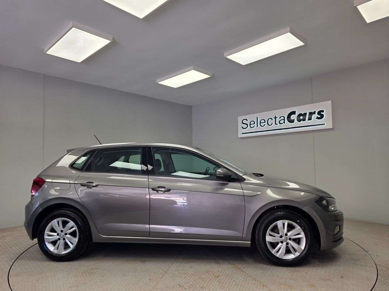2019 VOLKSWAGEN POLO 2019 VOLKSWAGEN POLO
