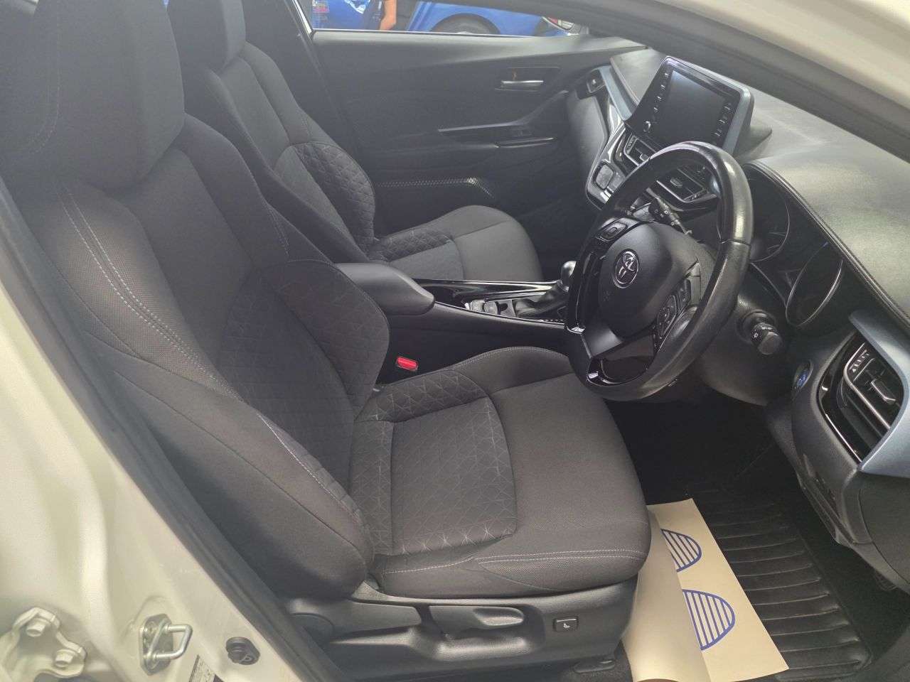 2020 TOYOTA C-HR 2020 TOYOTA C-HR