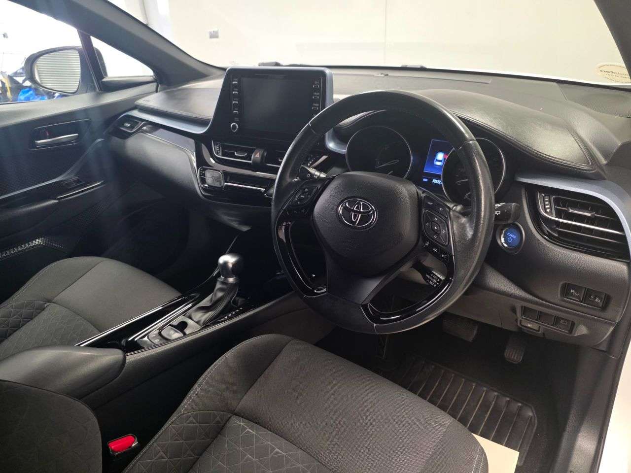 2020 TOYOTA C-HR 2020 TOYOTA C-HR