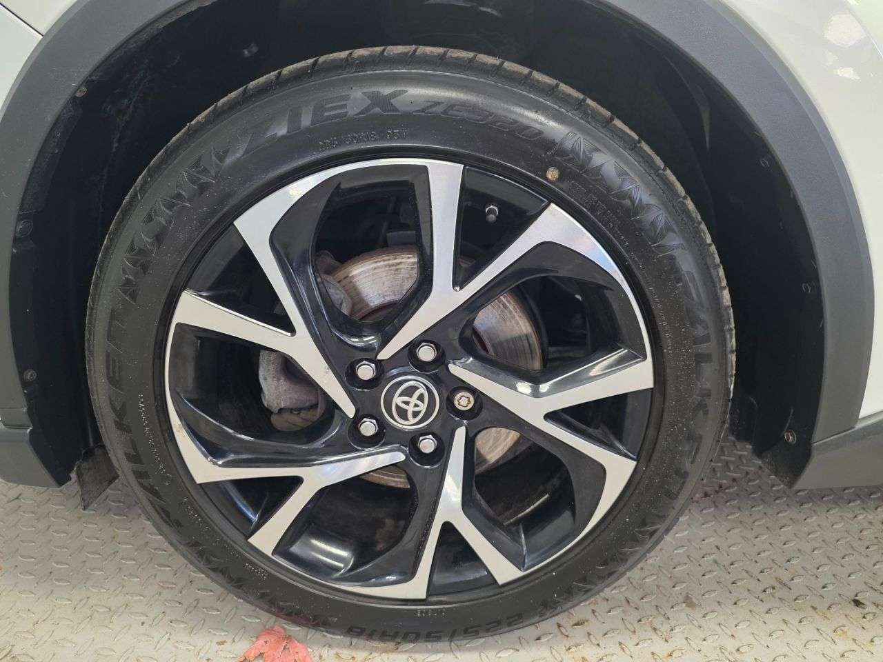 2020 TOYOTA C-HR 2020 TOYOTA C-HR