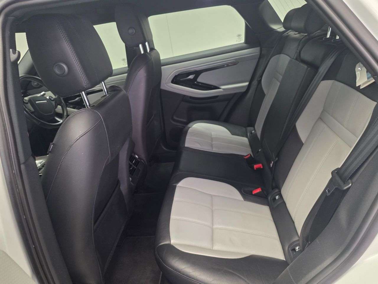 2019 LAND ROVER RANGE ROVER EVOQUE 2019 LAND ROVER RANGE ROVER EVOQUE