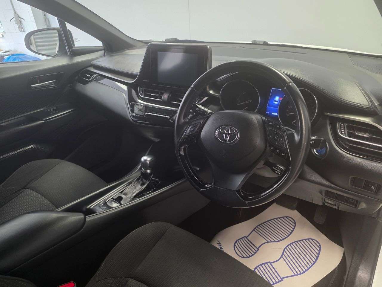 2018 TOYOTA C-HR 2018 TOYOTA C-HR