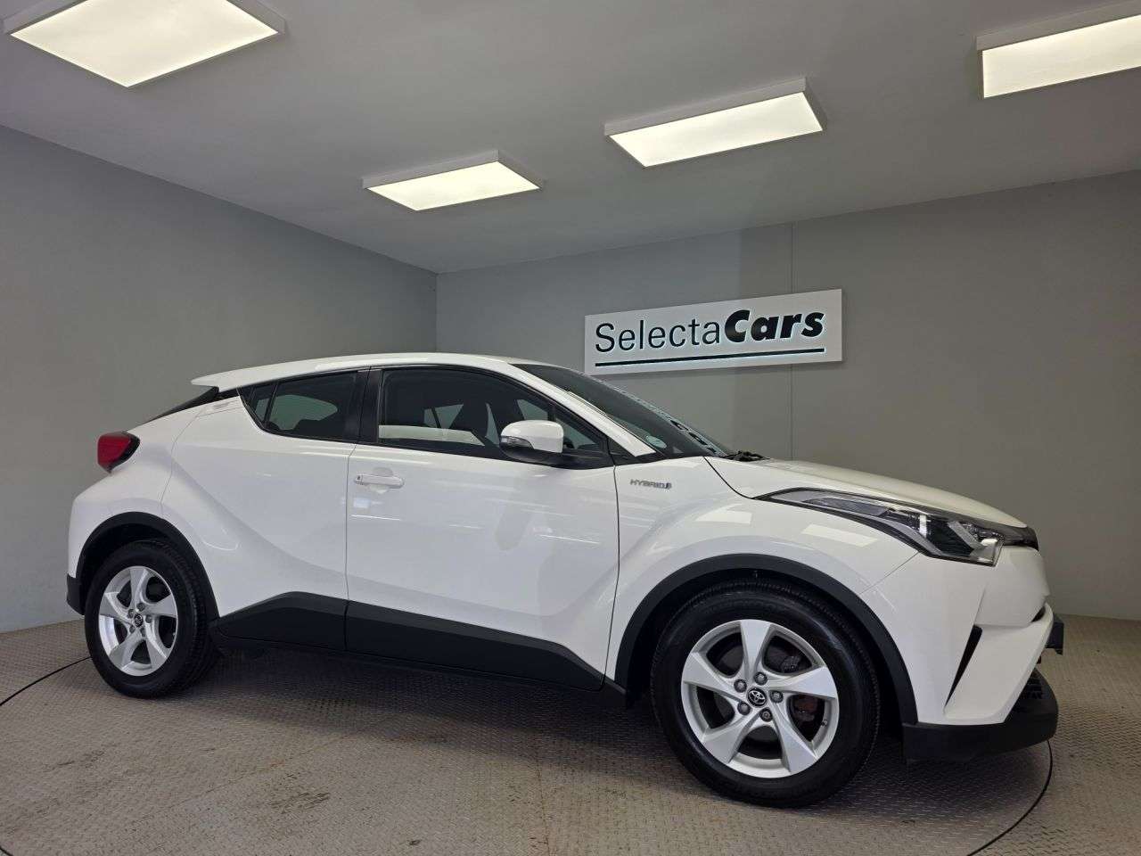 2018 TOYOTA C-HR 2018 TOYOTA C-HR