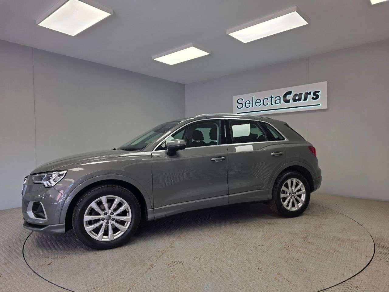 2019 AUDI Q3 2019 AUDI Q3