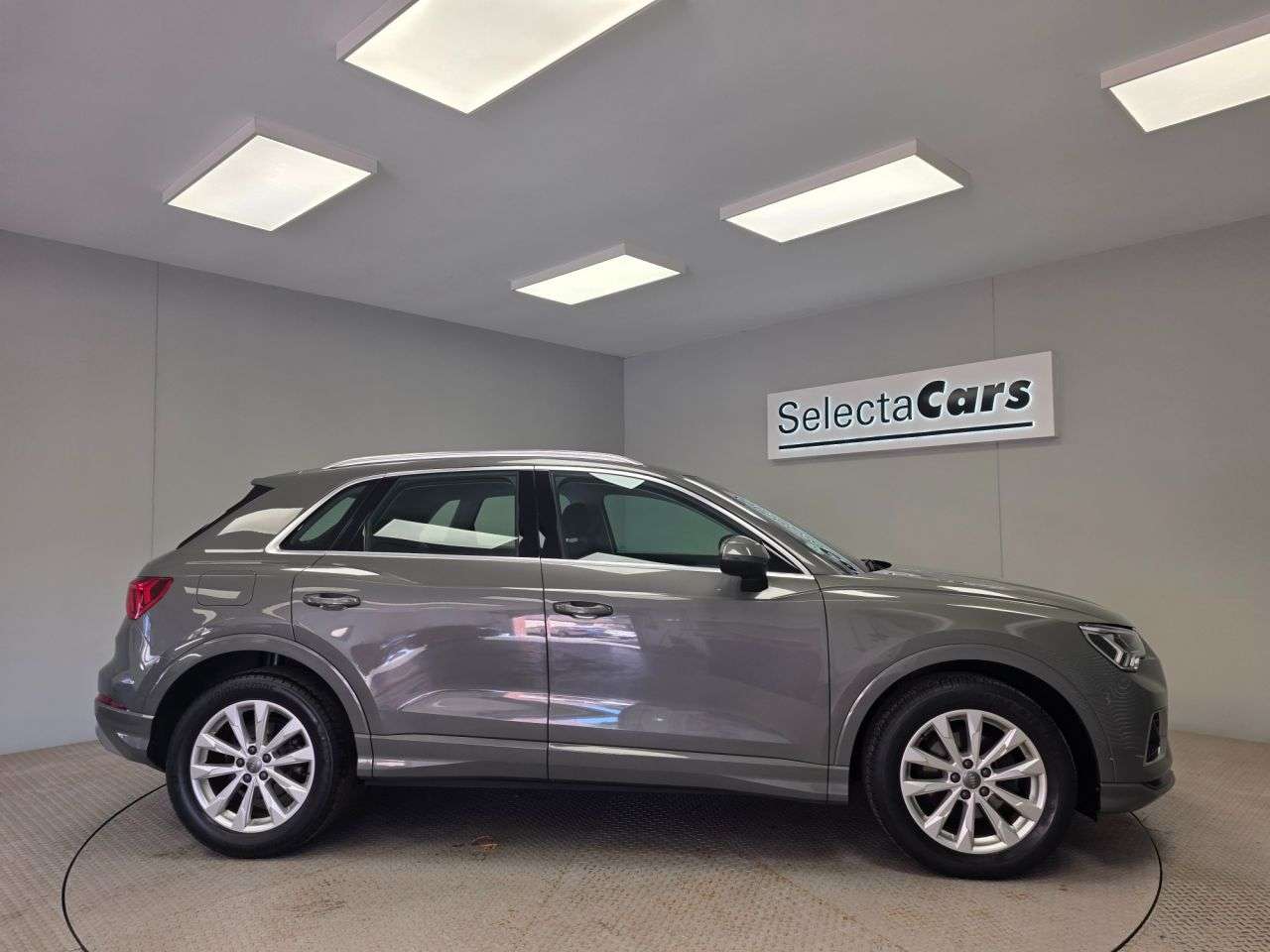 2019 AUDI Q3 2019 AUDI Q3