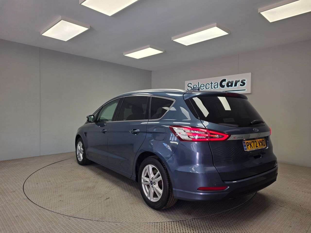 A 2022 FORD S-MAX 2.0 EcoBlue Titanium MPV 5dr Diesel Auto Euro 6 (s/s) (150 ps) A 2022 FORD S-MAX 2.0 EcoBlue Titanium MPV 5dr Diesel Auto Euro 6 (s/s) (150 ps)
