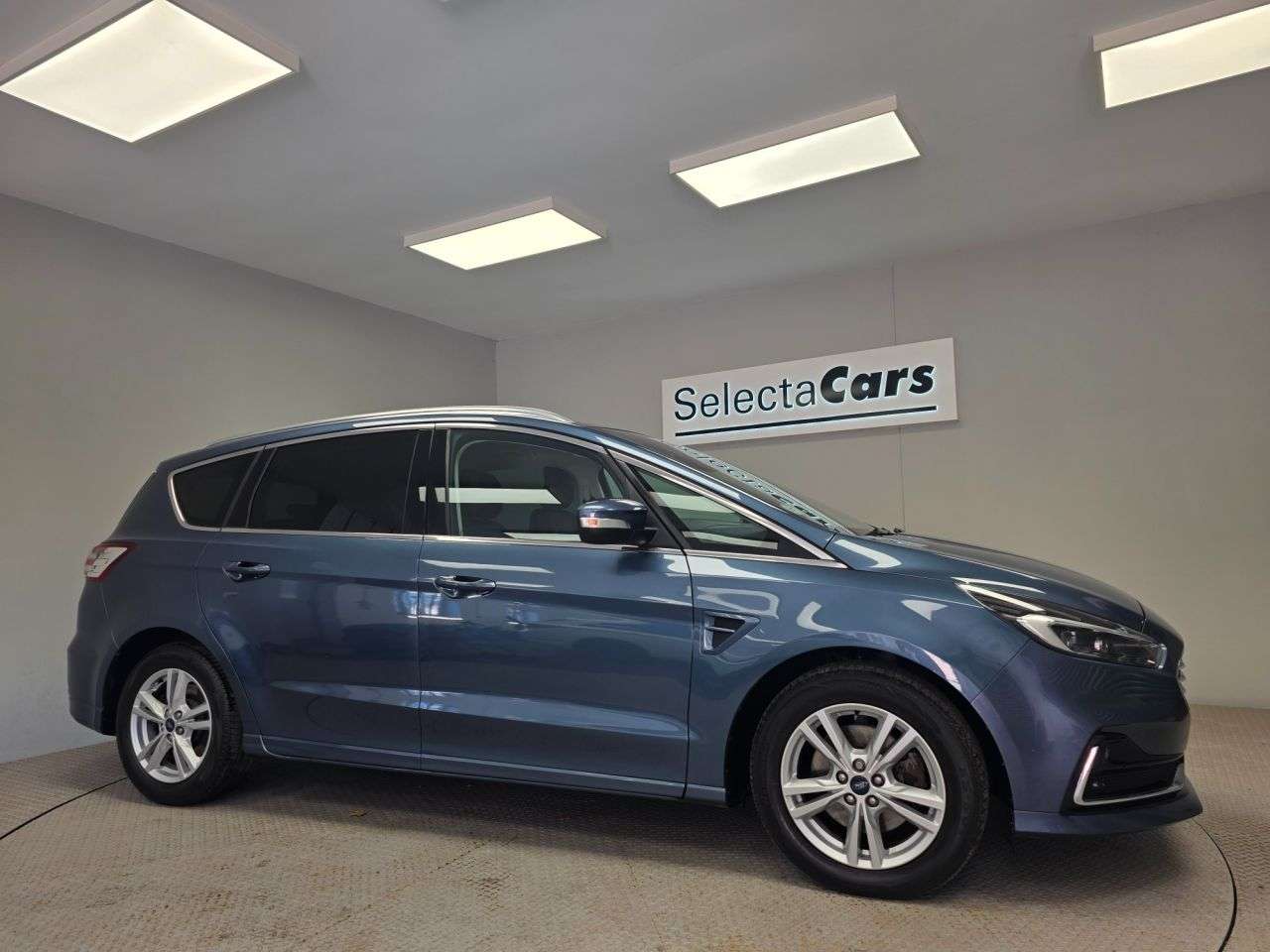 A 2022 FORD S-MAX 2.0 EcoBlue Titanium MPV 5dr Diesel Auto Euro 6 (s/s) (150 ps) A 2022 FORD S-MAX 2.0 EcoBlue Titanium MPV 5dr Diesel Auto Euro 6 (s/s) (150 ps)