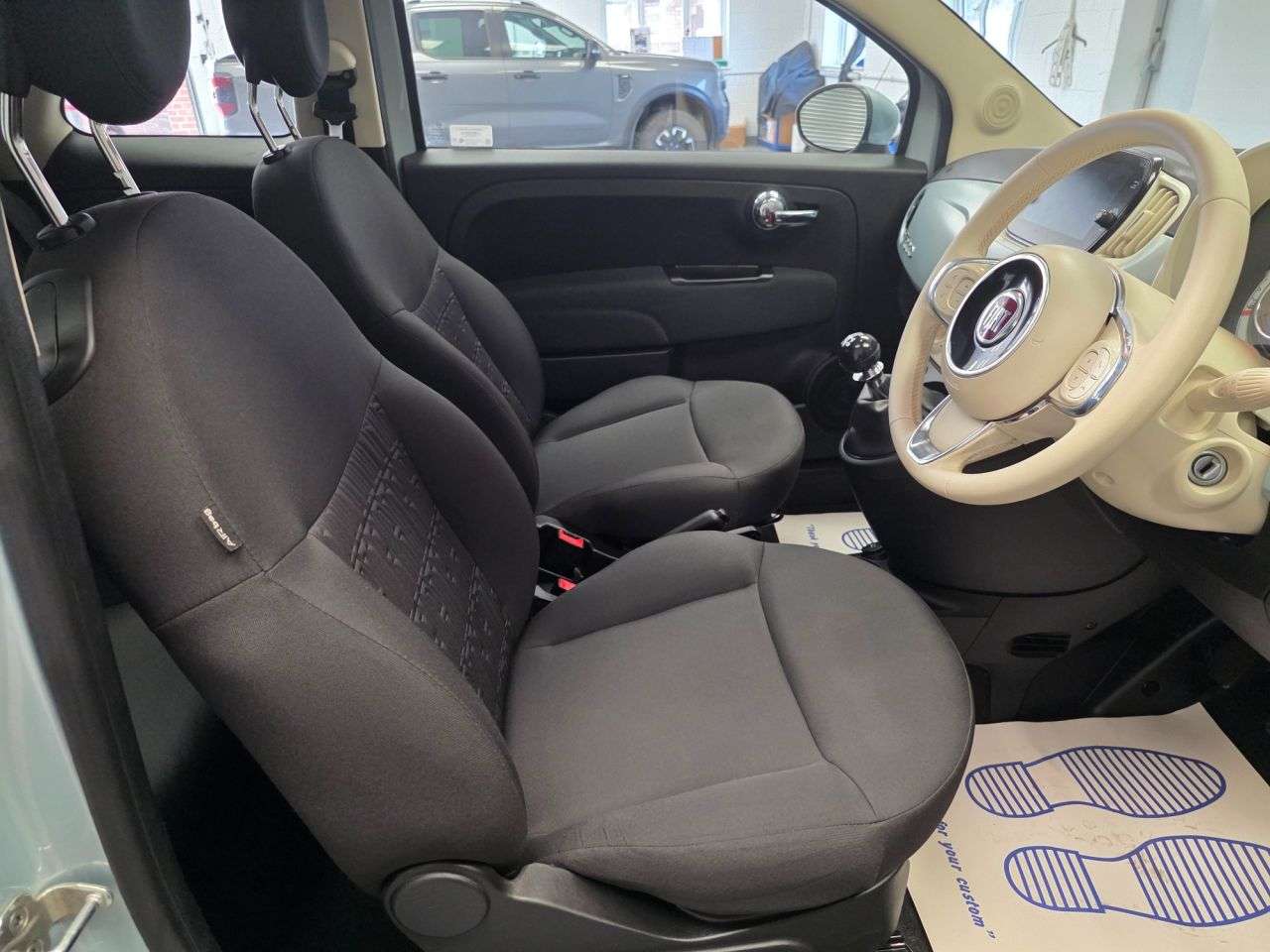 2023 FIAT 500 2023 FIAT 500