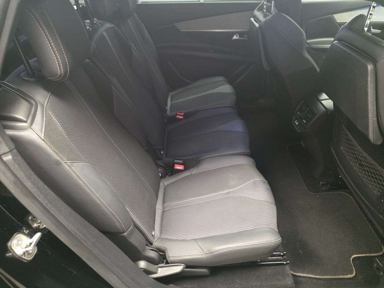 2023 PEUGEOT 5008 2023 PEUGEOT 5008