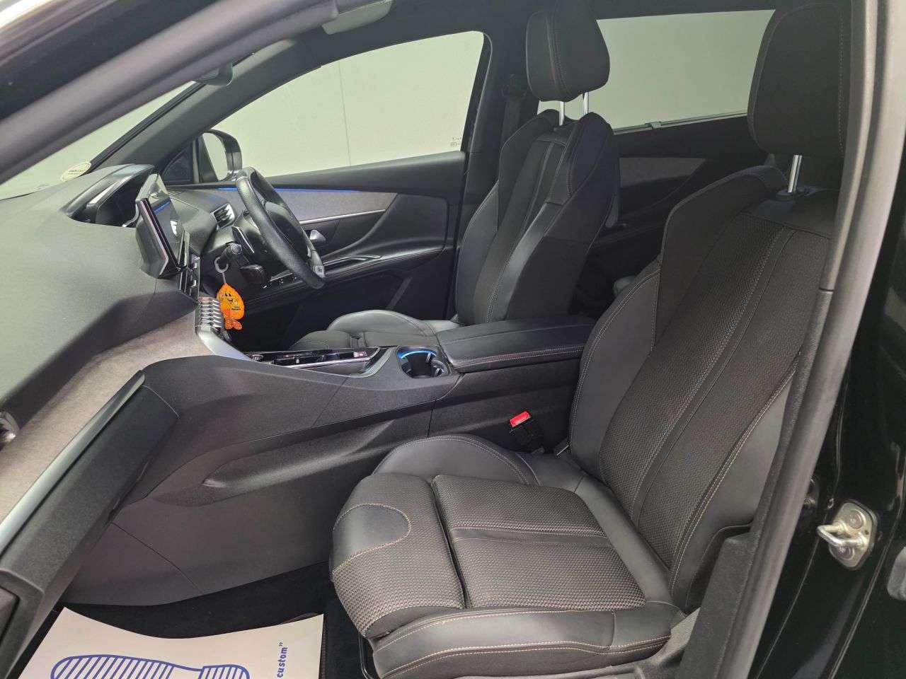 2023 PEUGEOT 5008 2023 PEUGEOT 5008