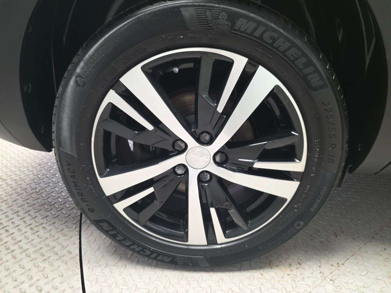 2023 PEUGEOT 5008 2023 PEUGEOT 5008