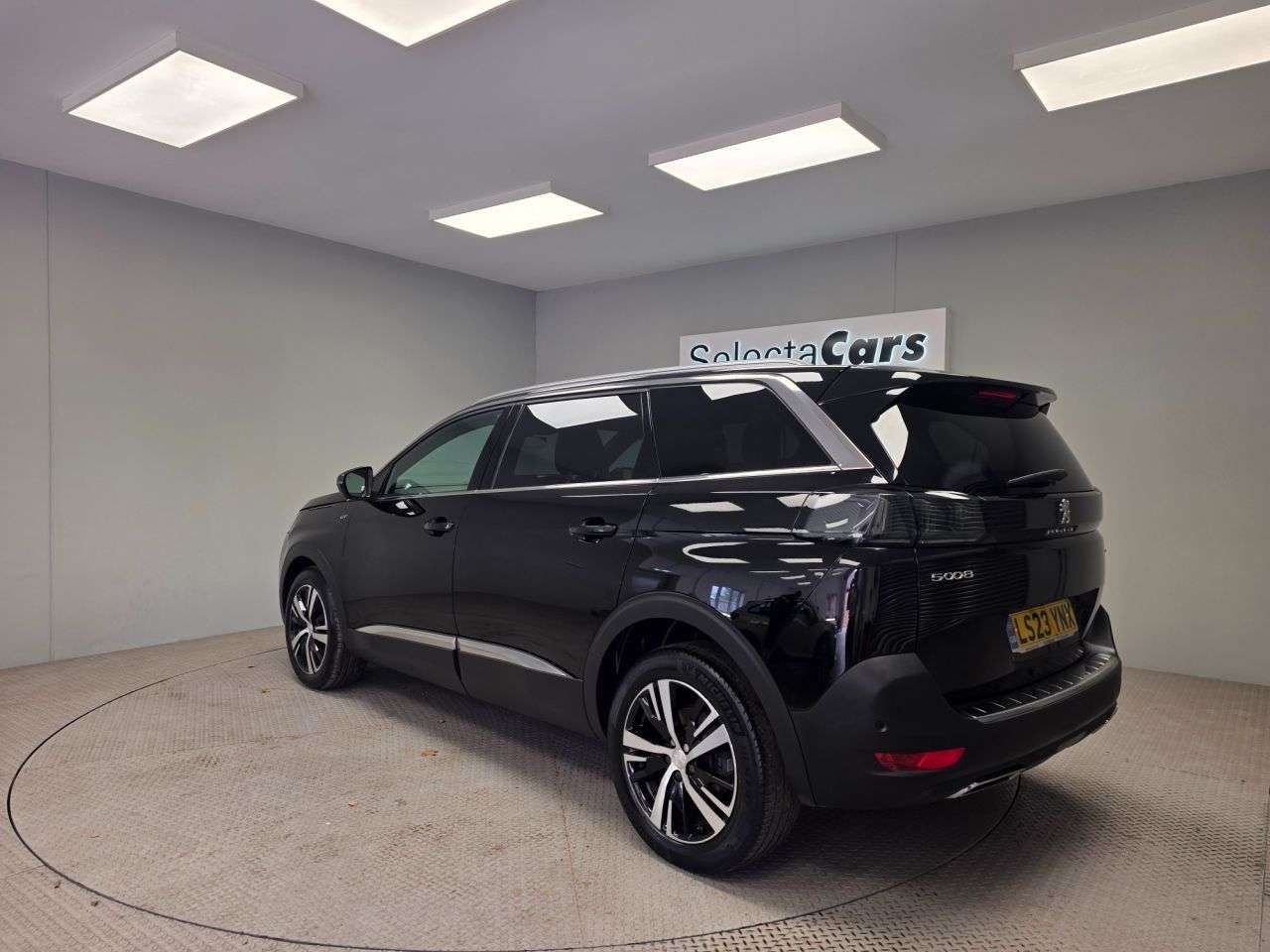 2023 PEUGEOT 5008 2023 PEUGEOT 5008