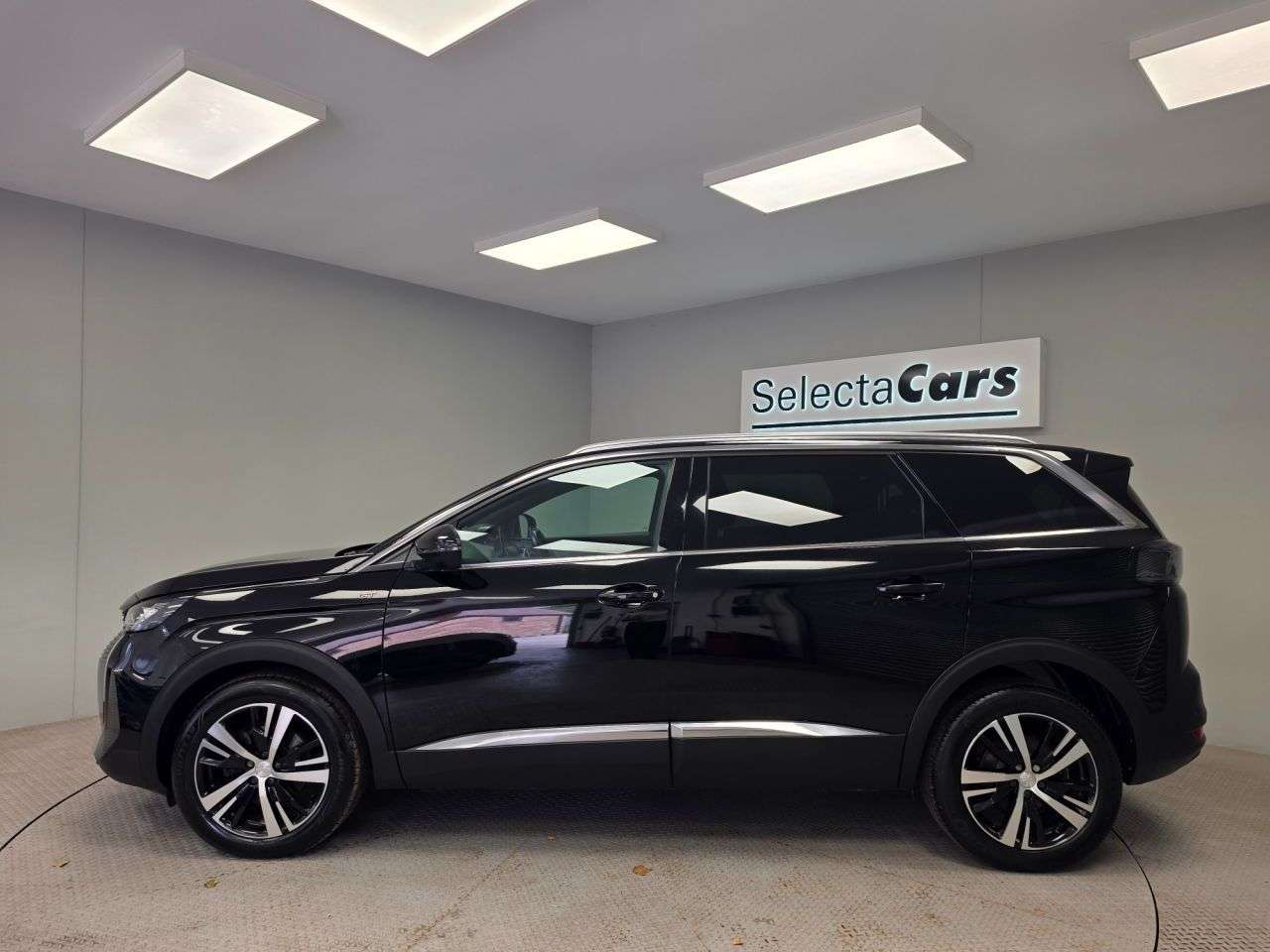 2023 PEUGEOT 5008 2023 PEUGEOT 5008