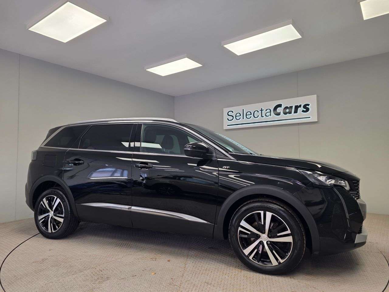 2023 PEUGEOT 5008 2023 PEUGEOT 5008