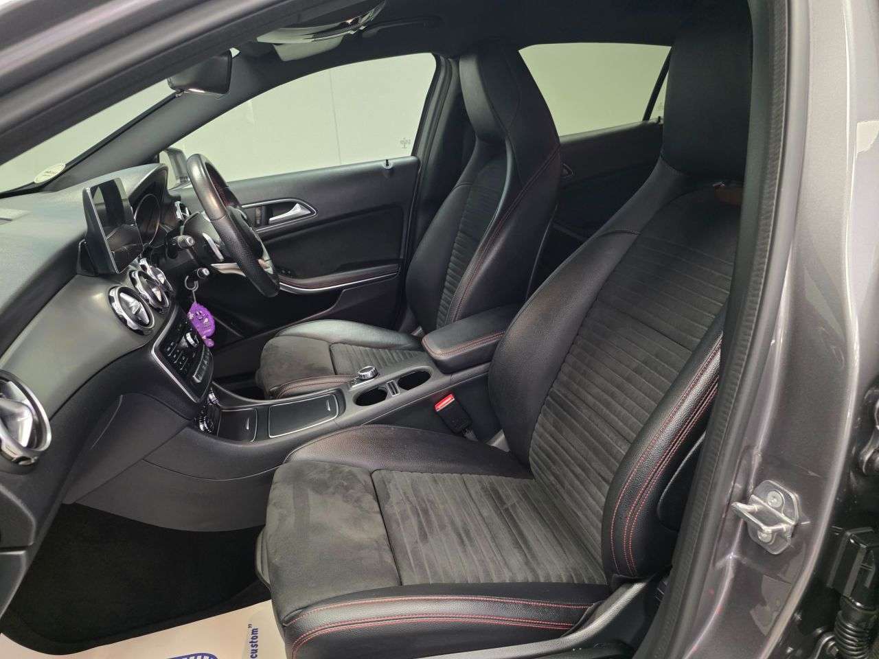 2019 MERCEDES-BENZ 180 2019 MERCEDES-BENZ 180