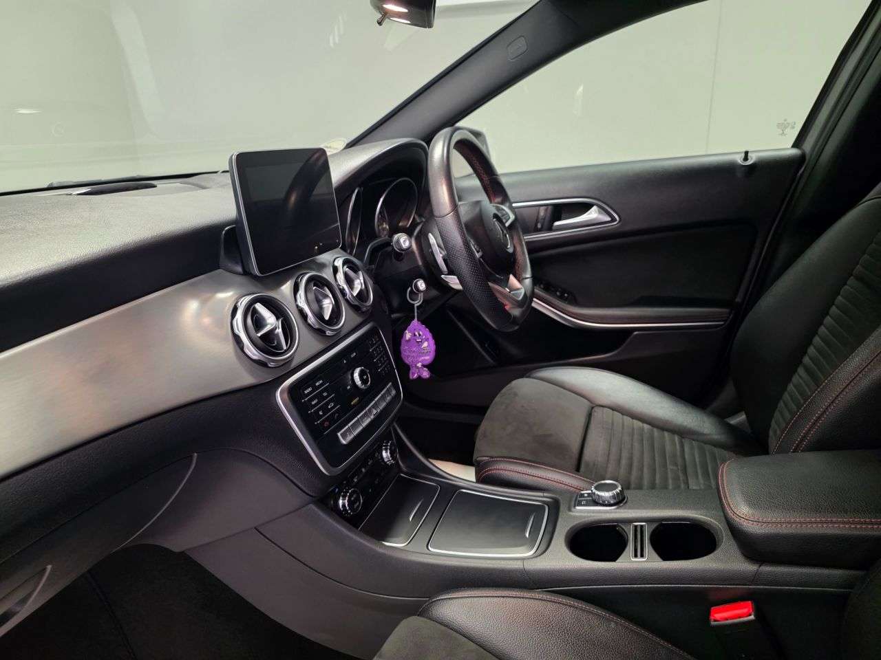 2019 MERCEDES-BENZ 180 2019 MERCEDES-BENZ 180