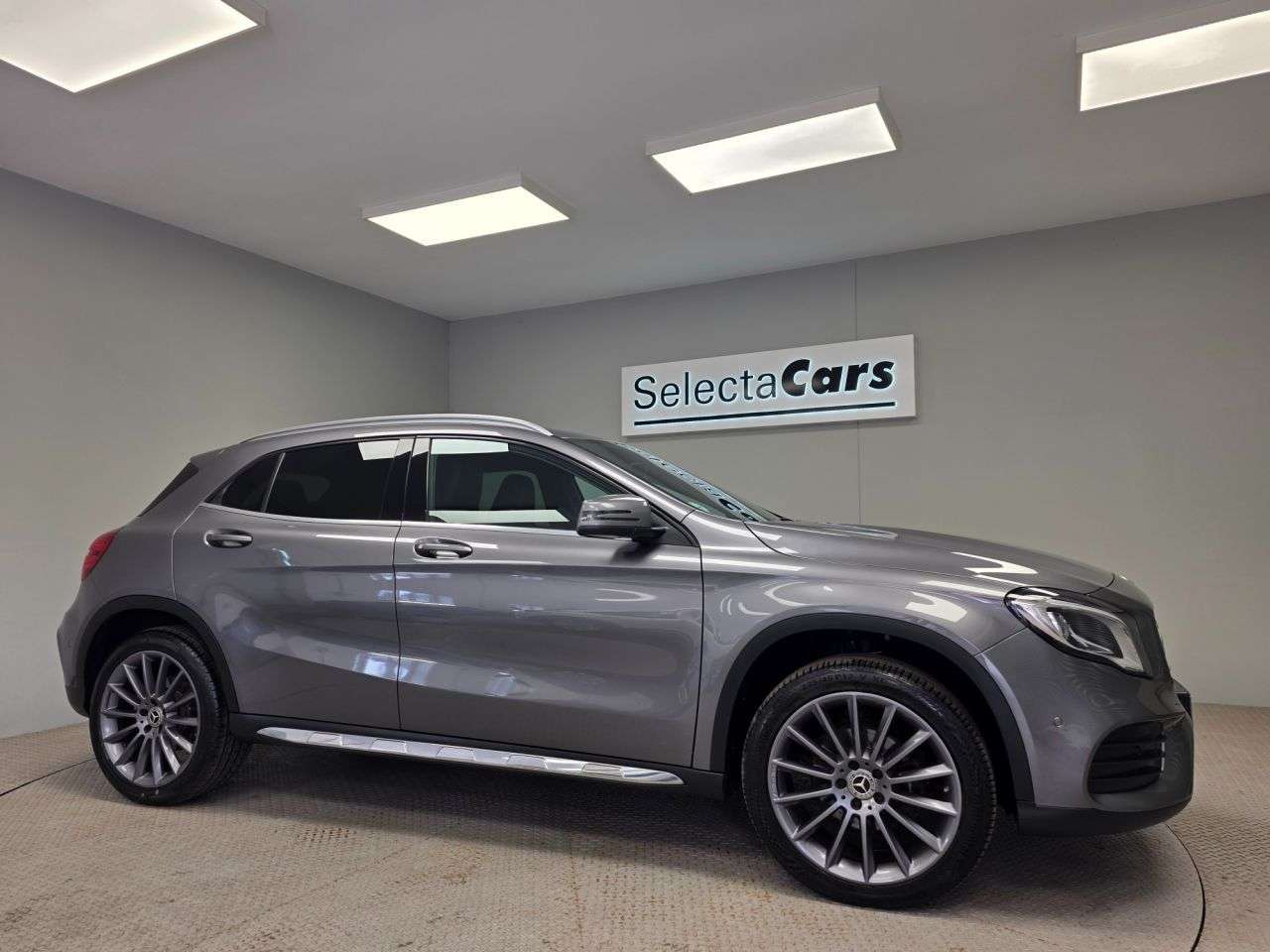 2019 MERCEDES-BENZ 180 2019 MERCEDES-BENZ 180