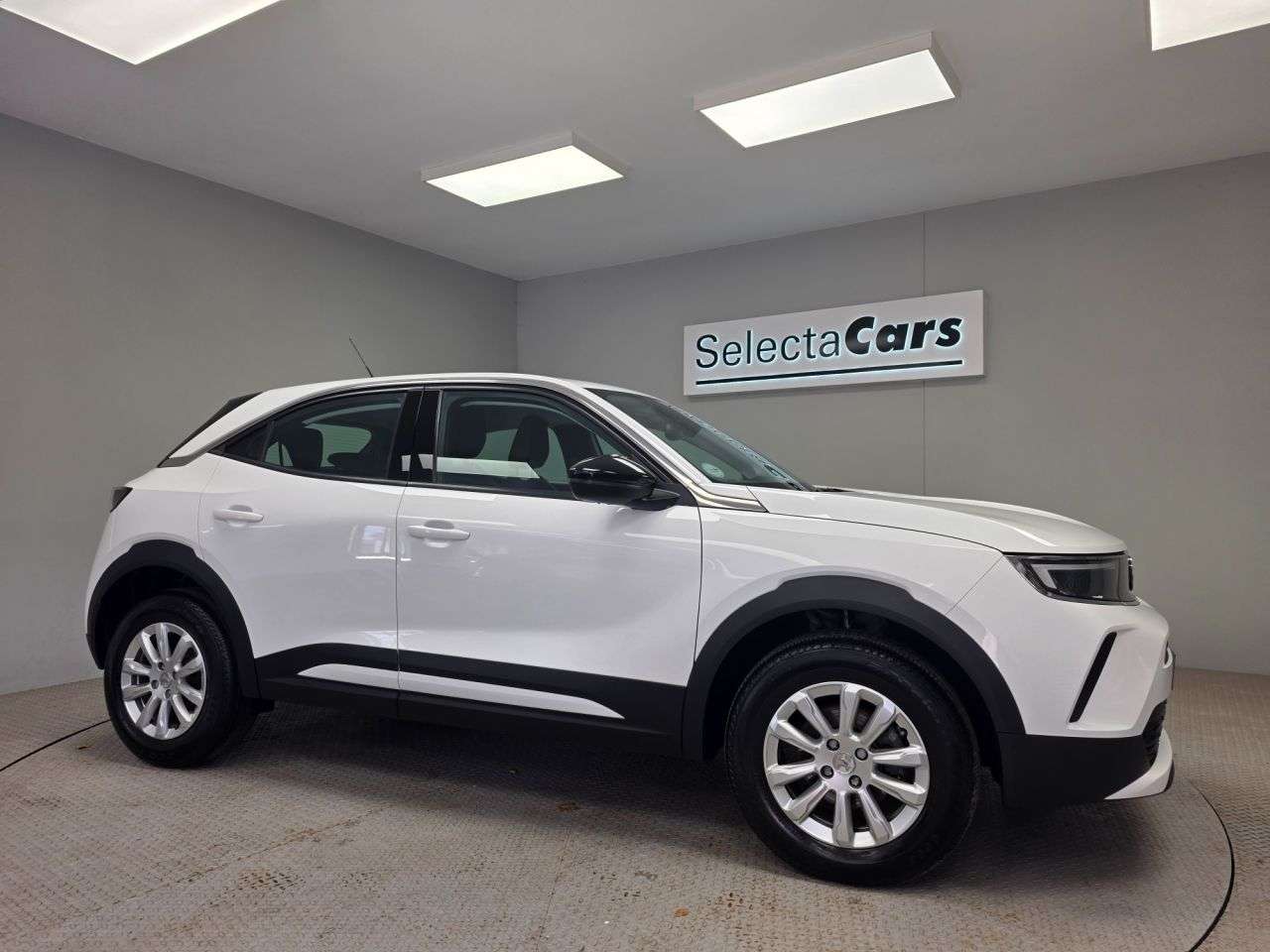 A 2023 VAUXHALL MOKKA 1.2 Turbo Design SUV 5dr Petrol Auto Euro 6 (s/s) (130 ps) A 2023 VAUXHALL MOKKA 1.2 Turbo Design SUV 5dr Petrol Auto Euro 6 (s/s) (130 ps)