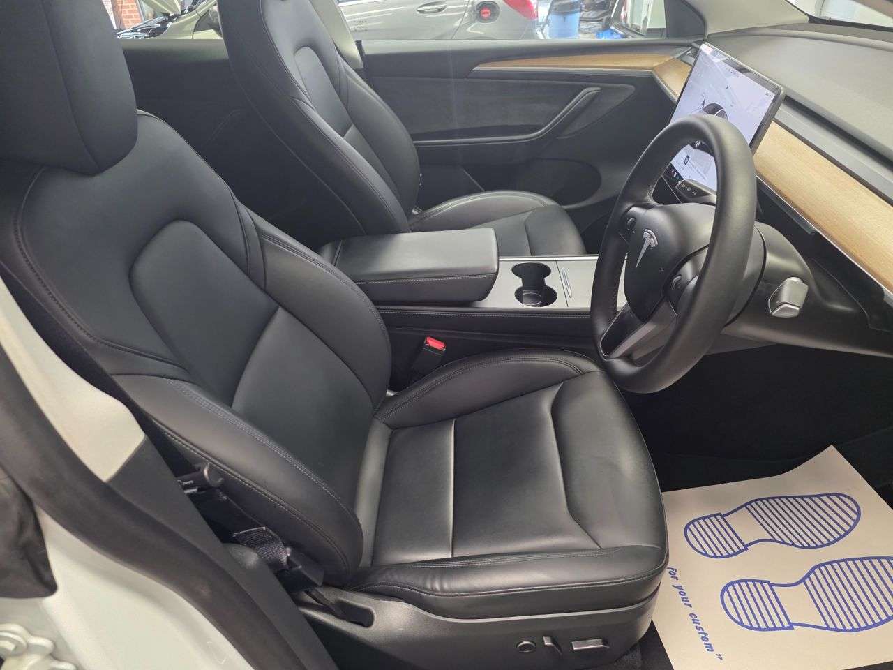2024 TESLA MODEL Y 2024 TESLA MODEL Y