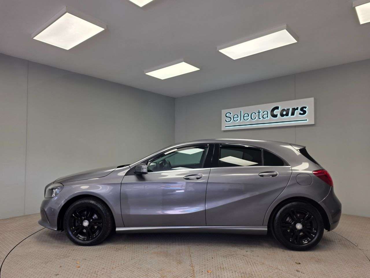 2015 MERCEDES-BENZ A CLASS 2015 MERCEDES-BENZ A CLASS