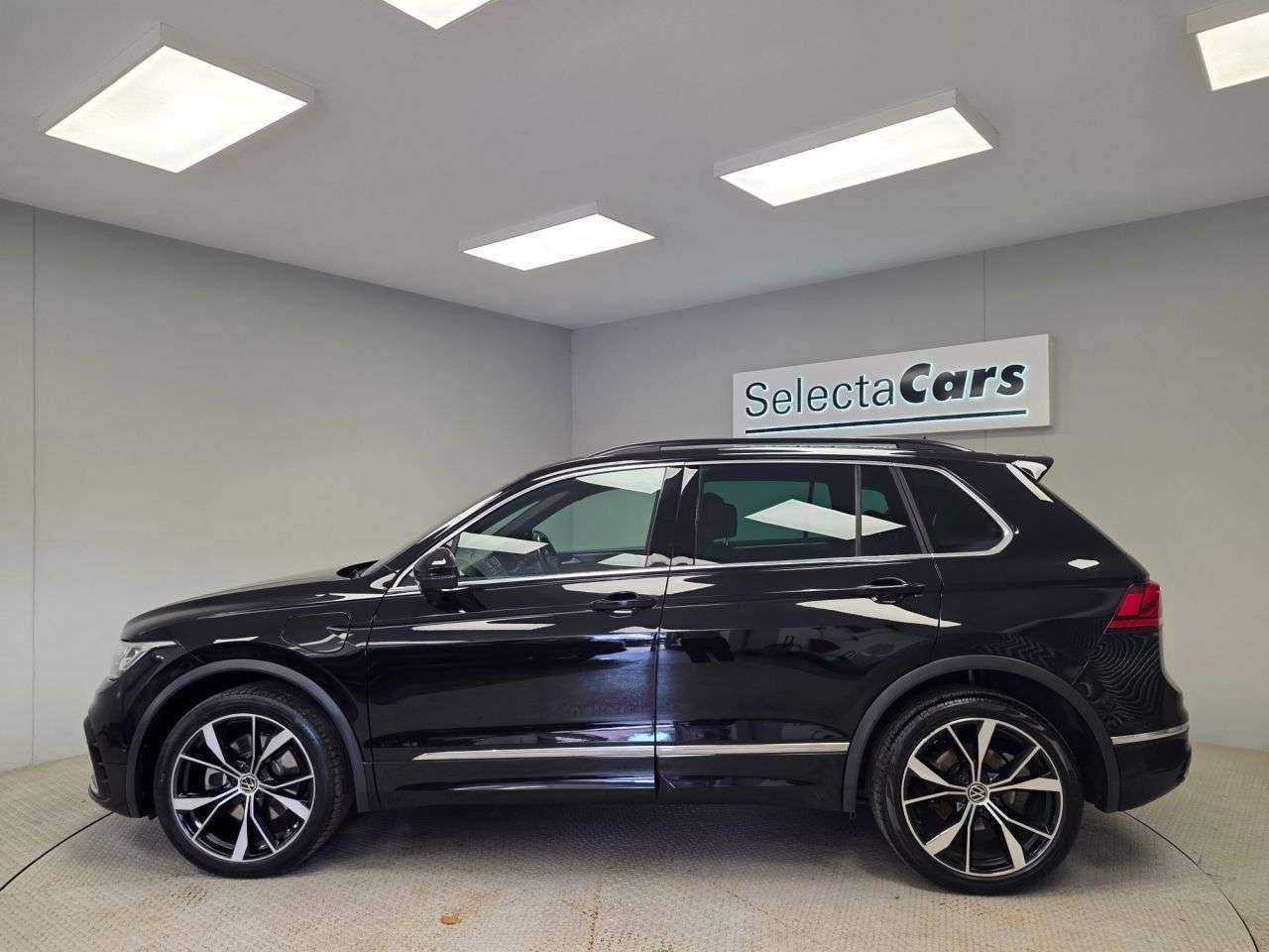 2023 VOLKSWAGEN TIGUAN 2023 VOLKSWAGEN TIGUAN