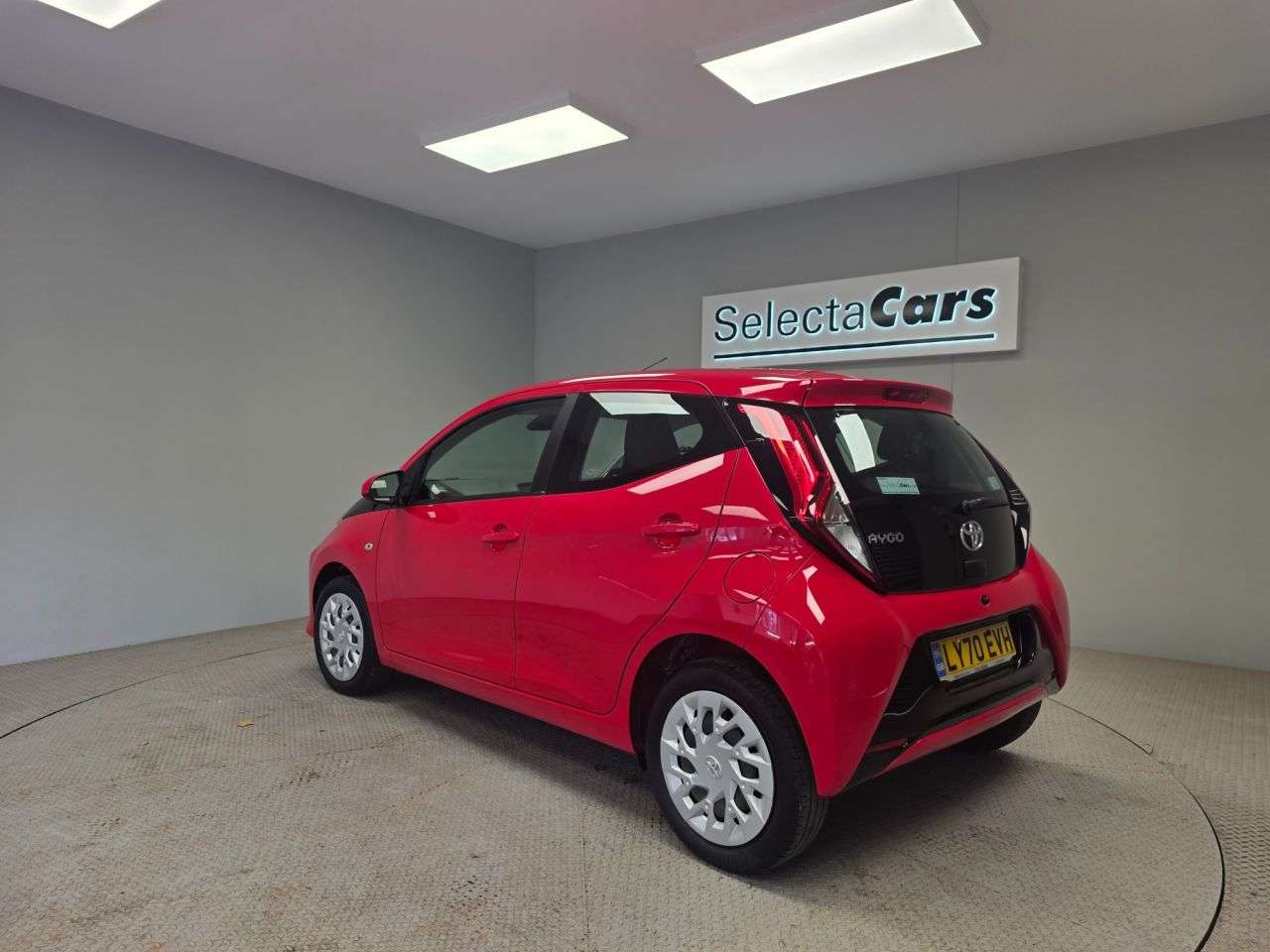 2021 TOYOTA AYGO 2021 TOYOTA AYGO