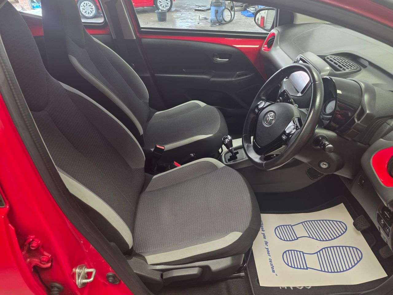 2021 TOYOTA AYGO 2021 TOYOTA AYGO