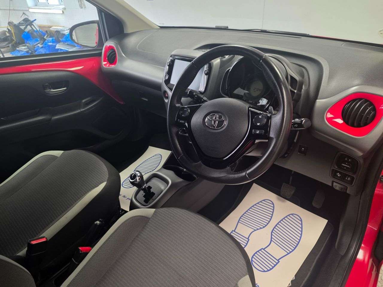 2021 TOYOTA AYGO 2021 TOYOTA AYGO