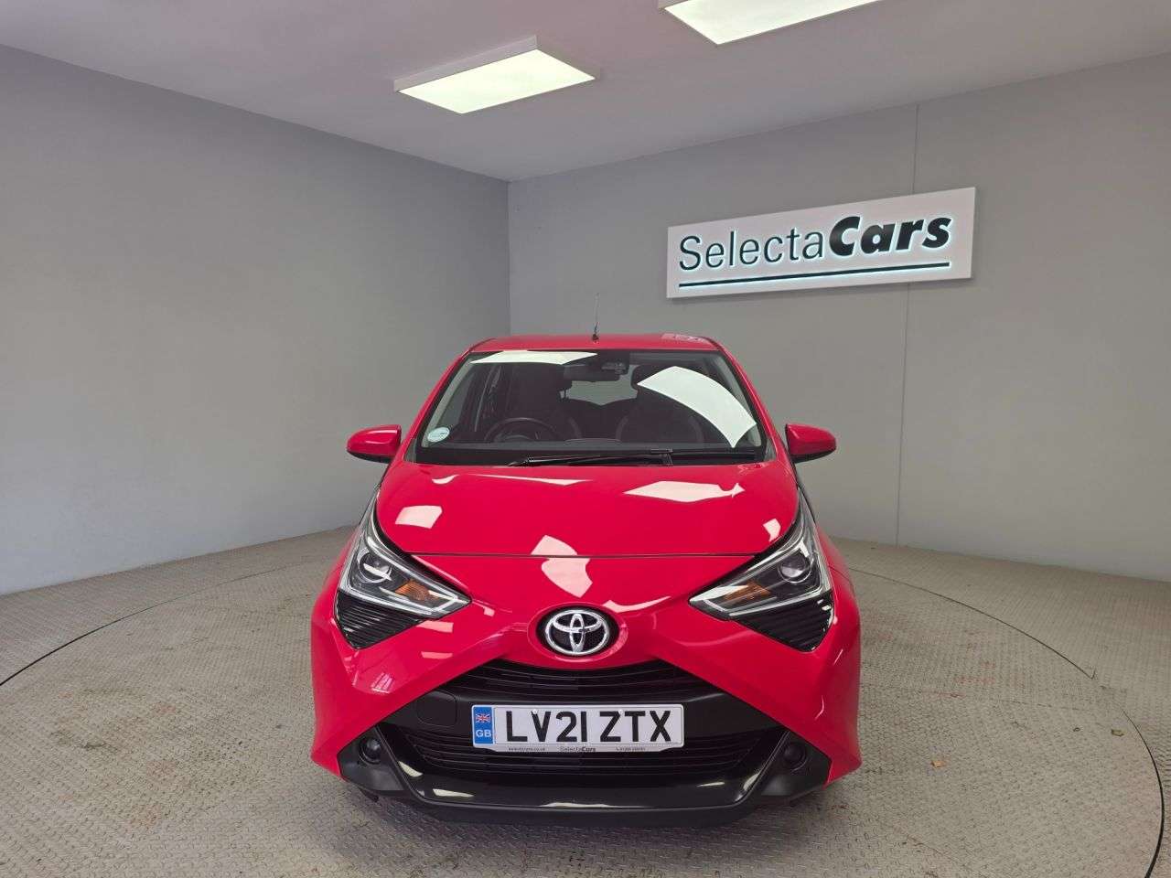 2021 TOYOTA AYGO 2021 TOYOTA AYGO